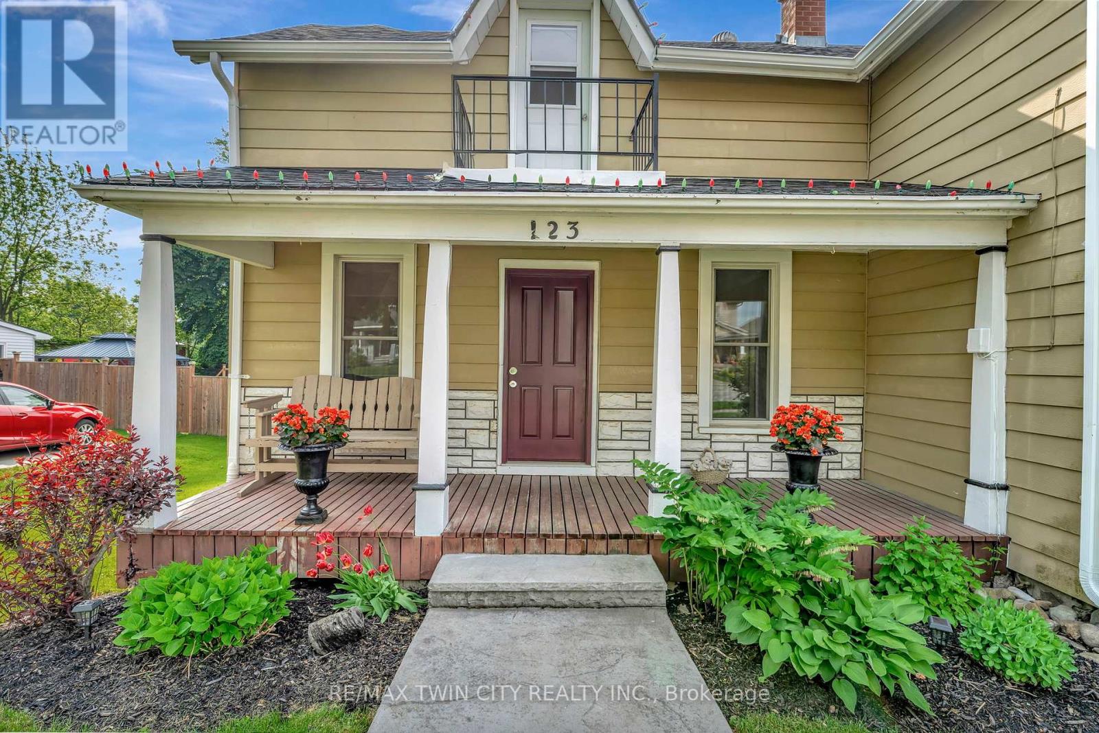123 BLANDFORD STREET
