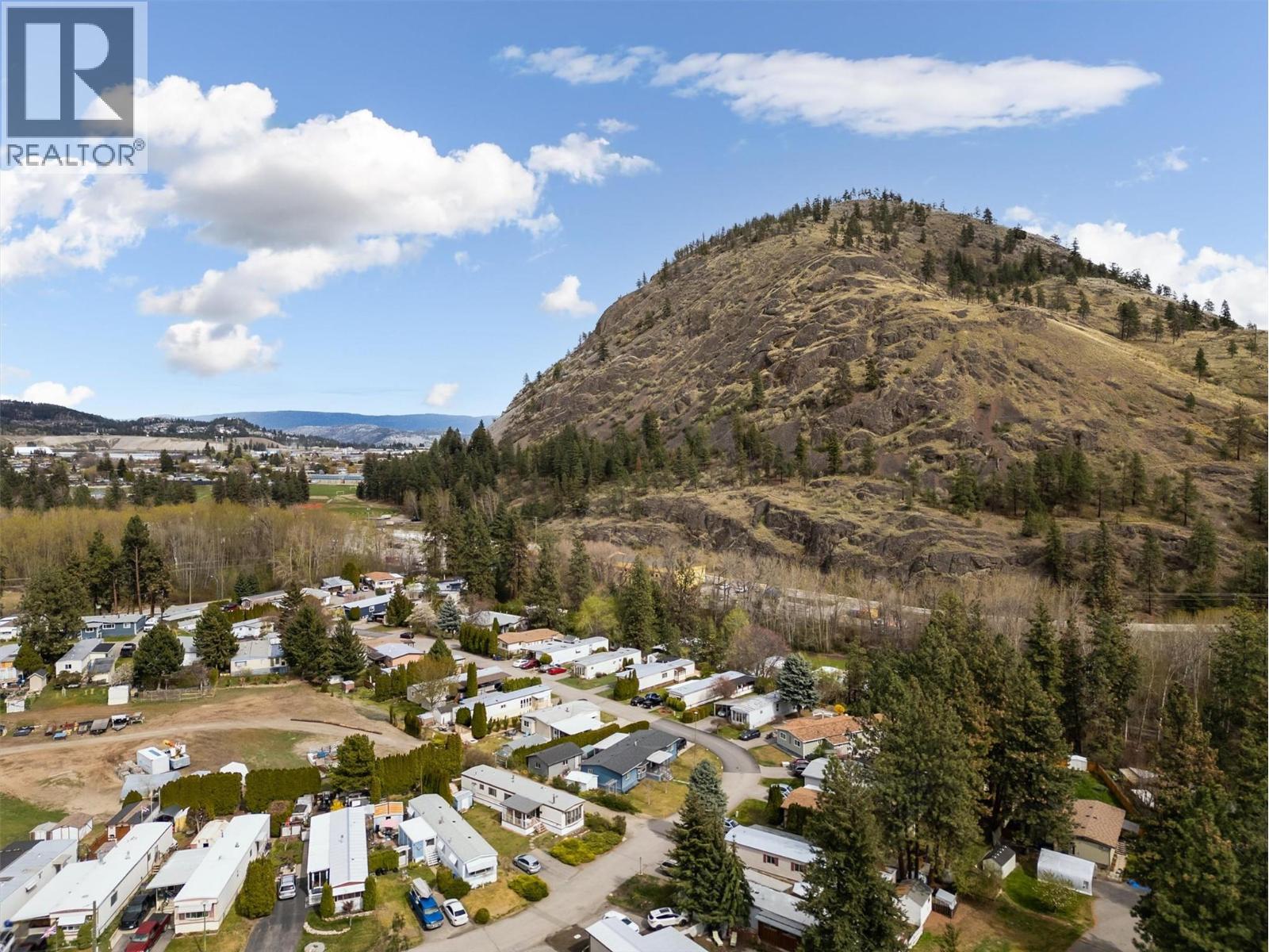 1929 97 Highway S Unit# 66