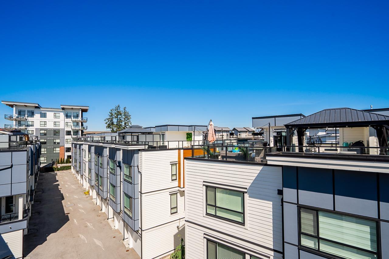 10 5476 BRYDON CRESCENT