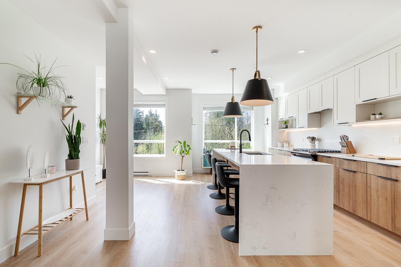 10 5476 BRYDON CRESCENT