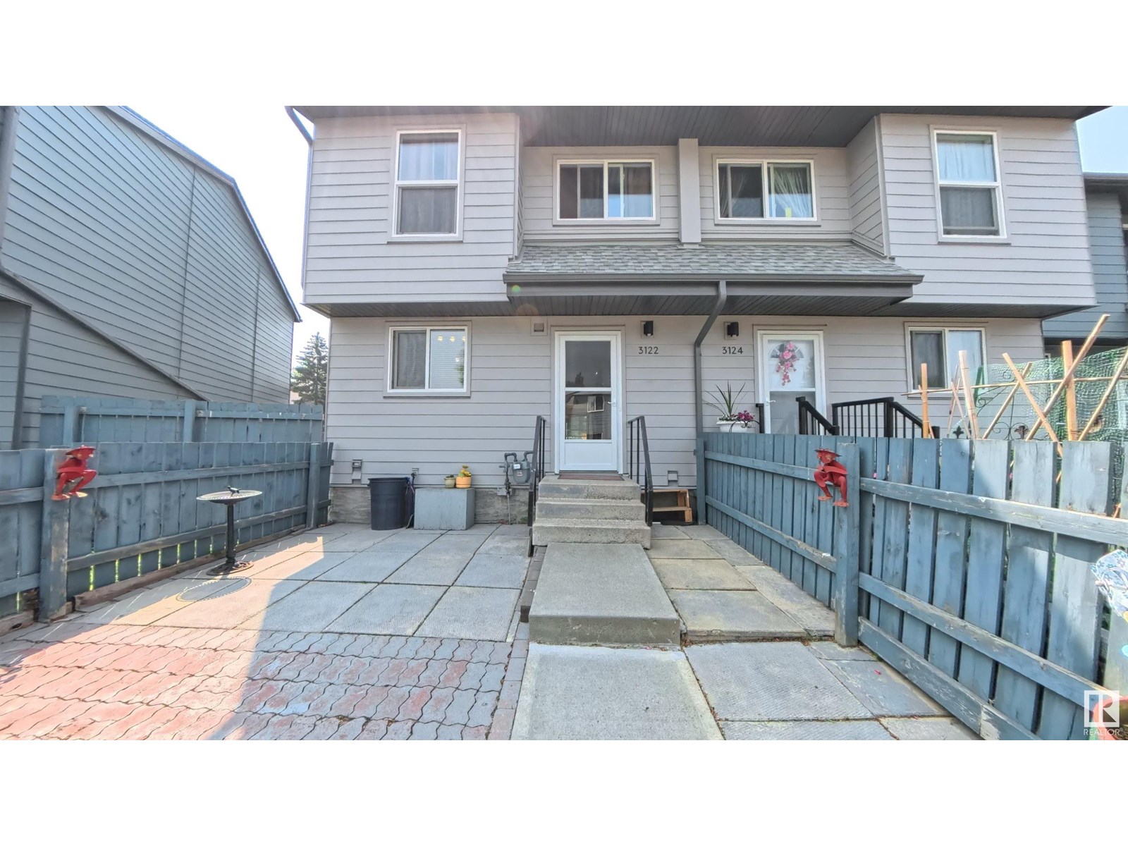 3122 142 AV NW