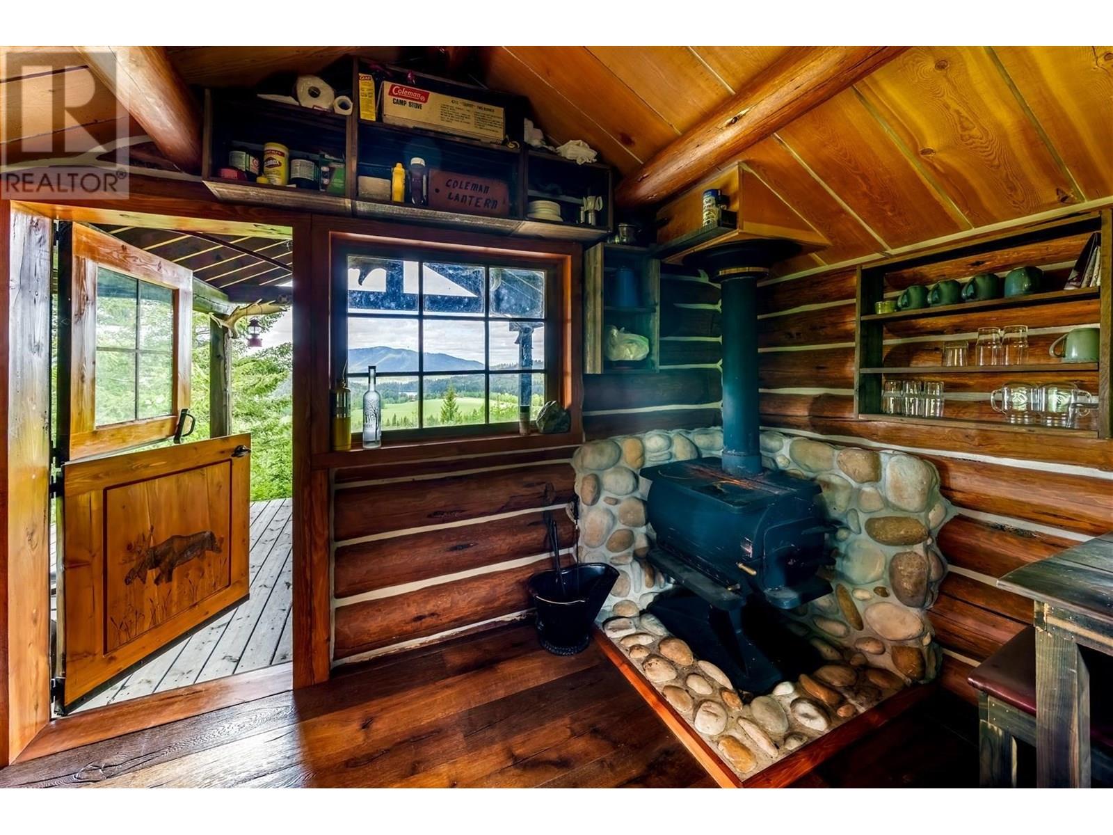 5242 MAHOOD LAKE ROAD