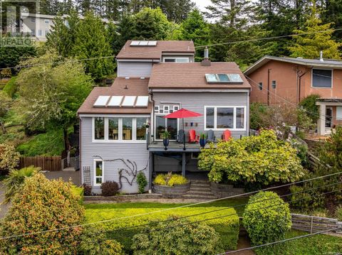 1166 Yates Rd Comox BC V9M3X3