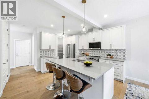 316 Precedence Hill Cochrane AB T4C3B4