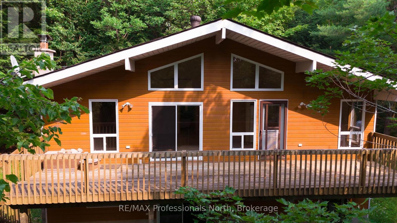 13 HICKORY CRESCENT