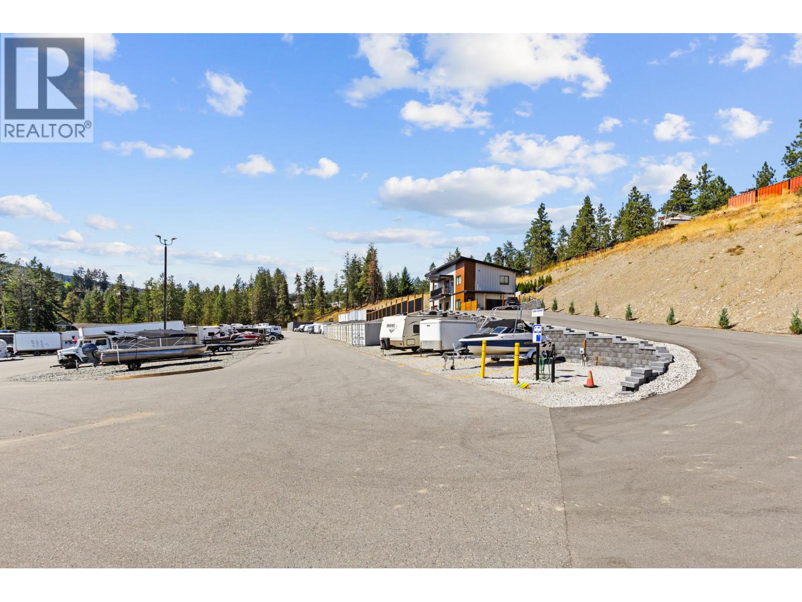 2670 Lower Glenrosa Road