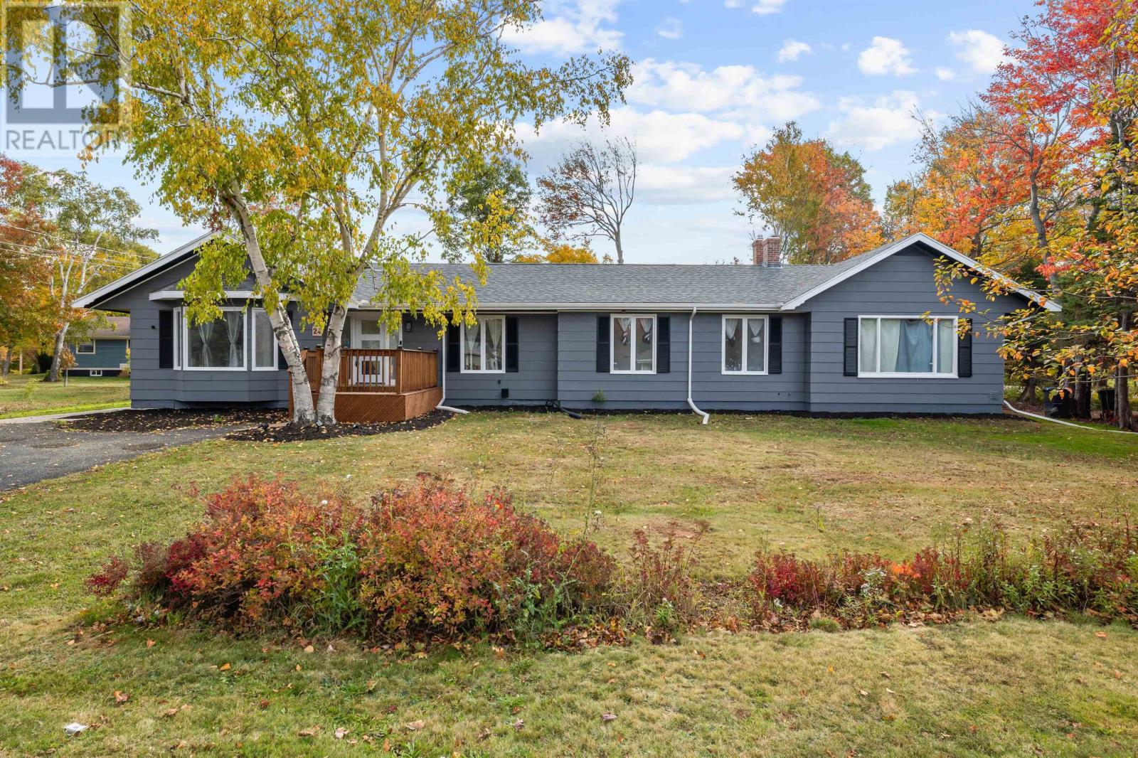 Photo 1 of 50 — 24 Oak Drive, Charlottetown, PE C1A6T5