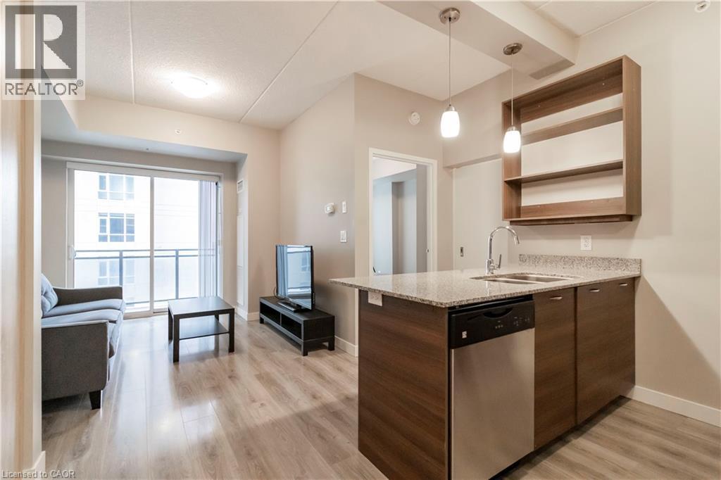 318 SPRUCE Street Unit# 1004