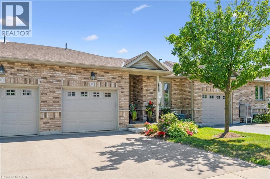 20 ISHERWOOD Avenue Unit# 11