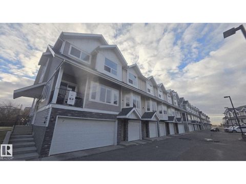 #7 13215 153 AV NW Edmonton AB T6V0B6