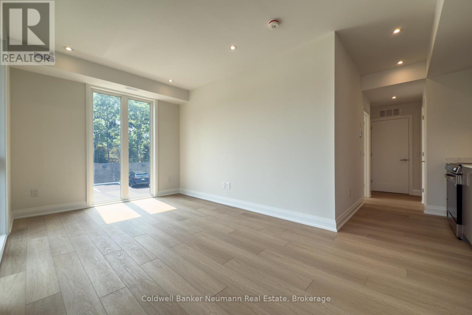 5 - 14 STEVENSON STREET N