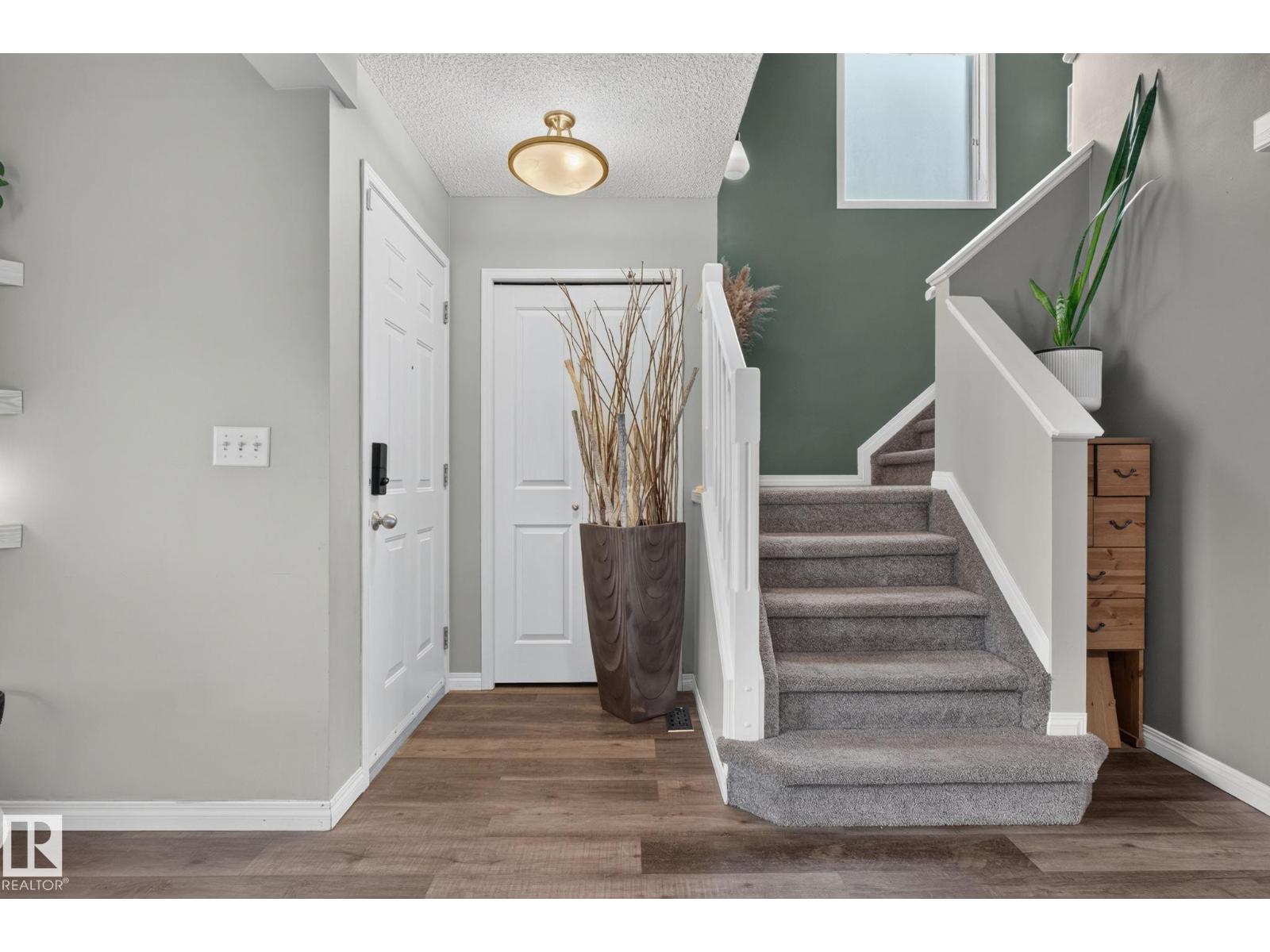 833 MCALLISTER CR SW
