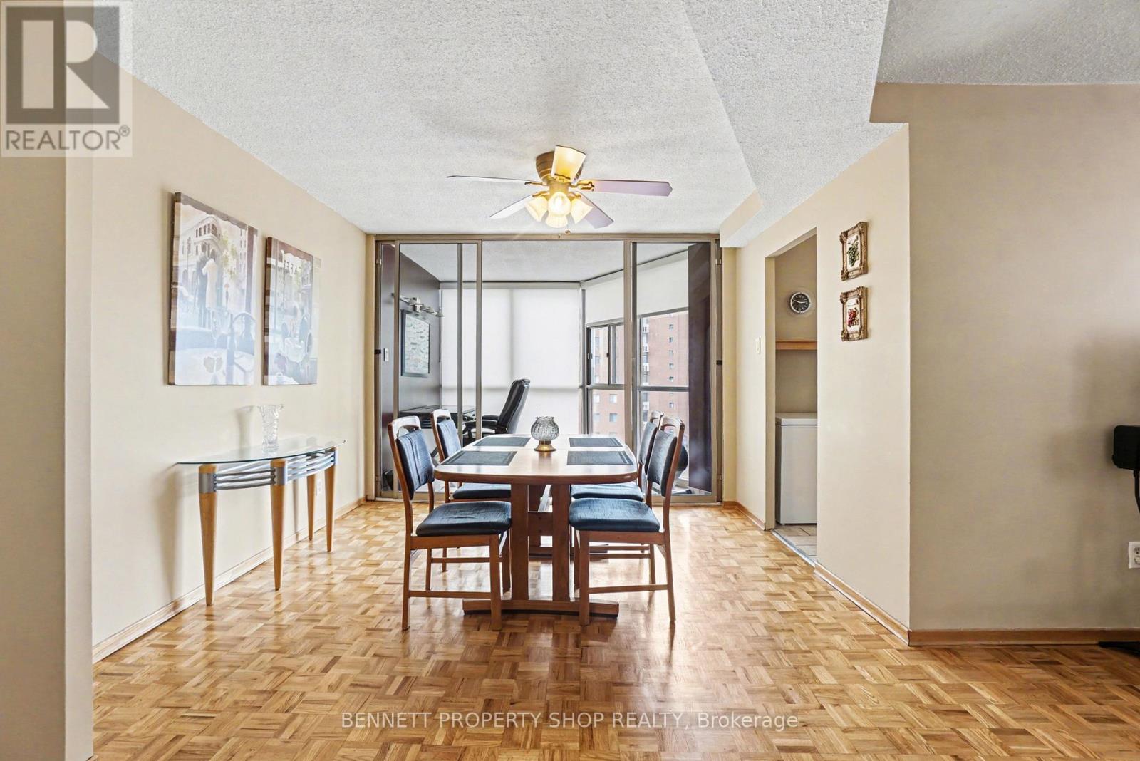 610 - 2760 CAROUSEL CRESCENT