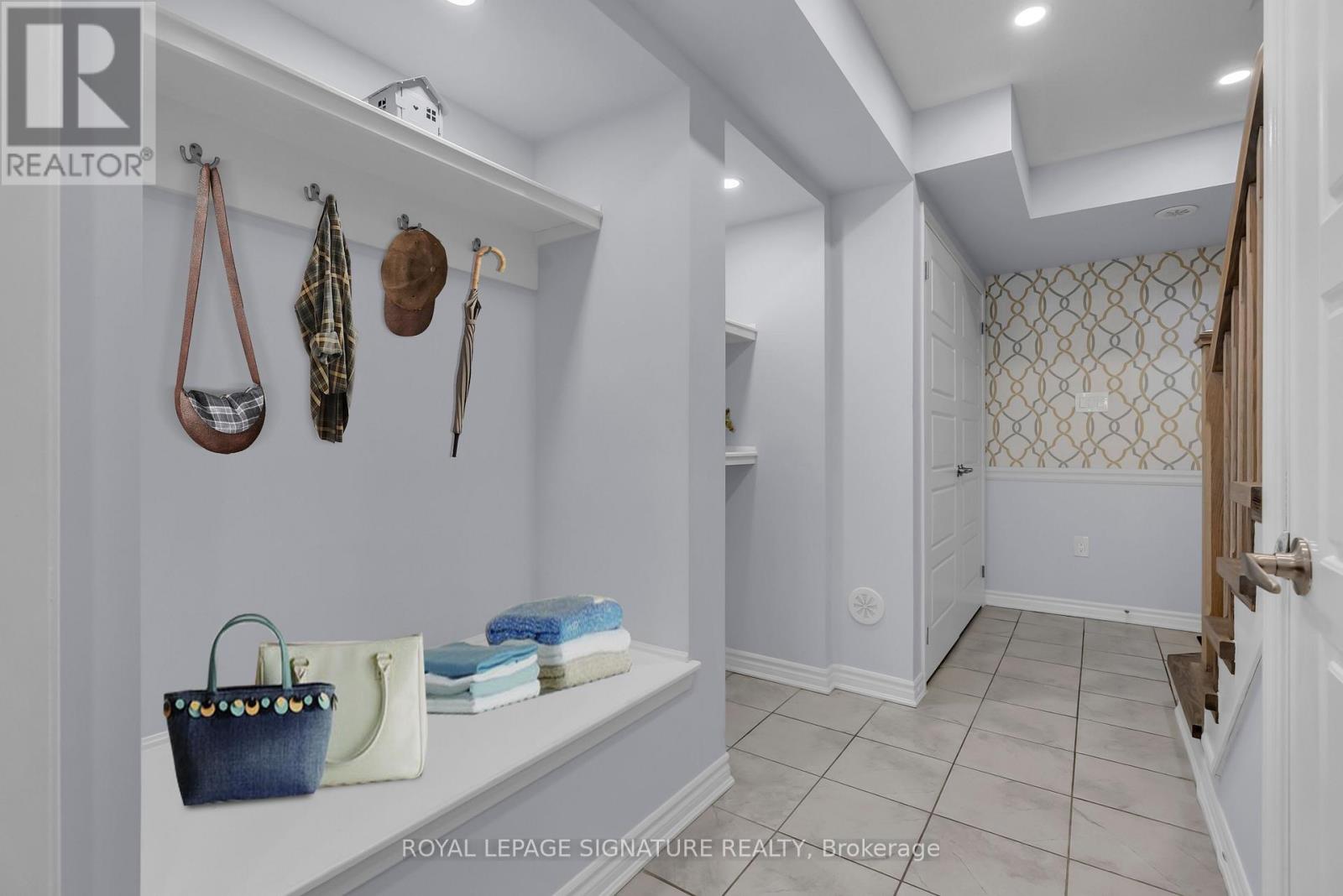 60 - 22 SPRING CREEK DRIVE