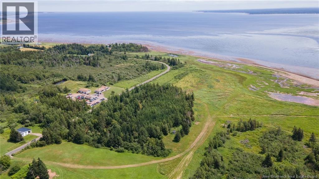 Lot Fort Moncton Road