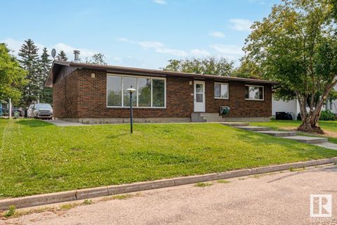 4819 Lakeshore DR Bonnyville Town AB T9N1P2