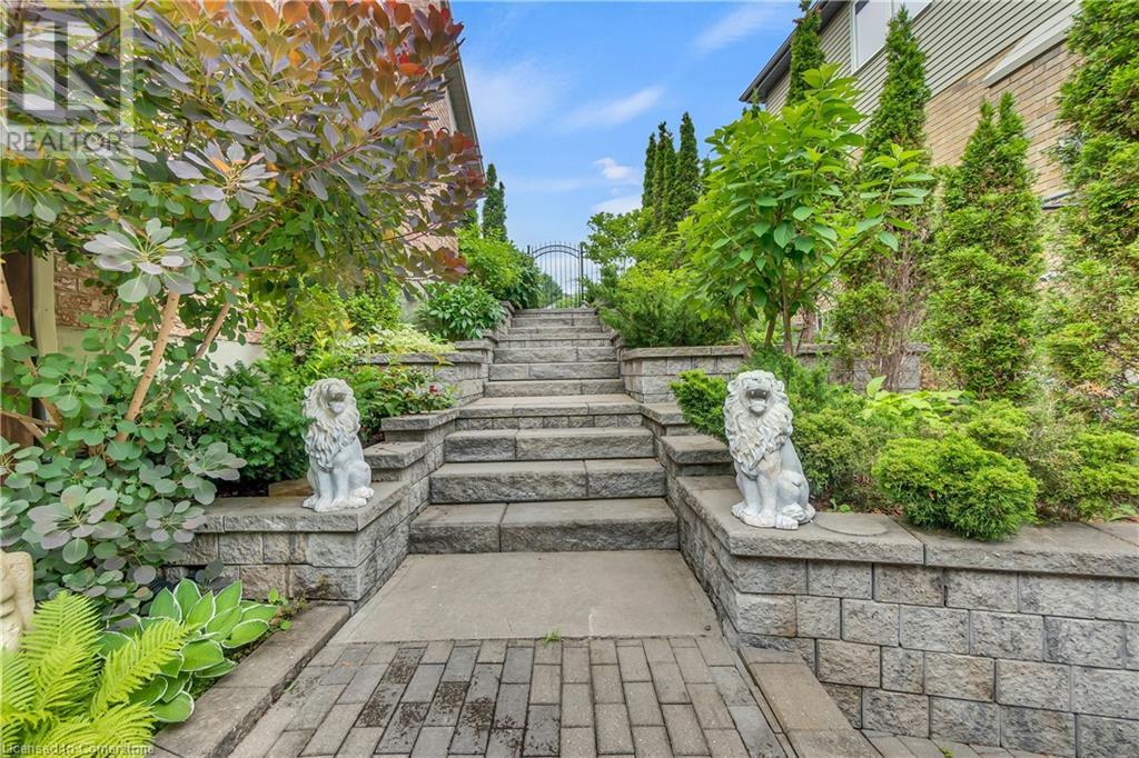 107 CHANDOS Drive