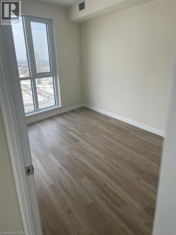 35 WATERGARDEN Drive Unit# 1019