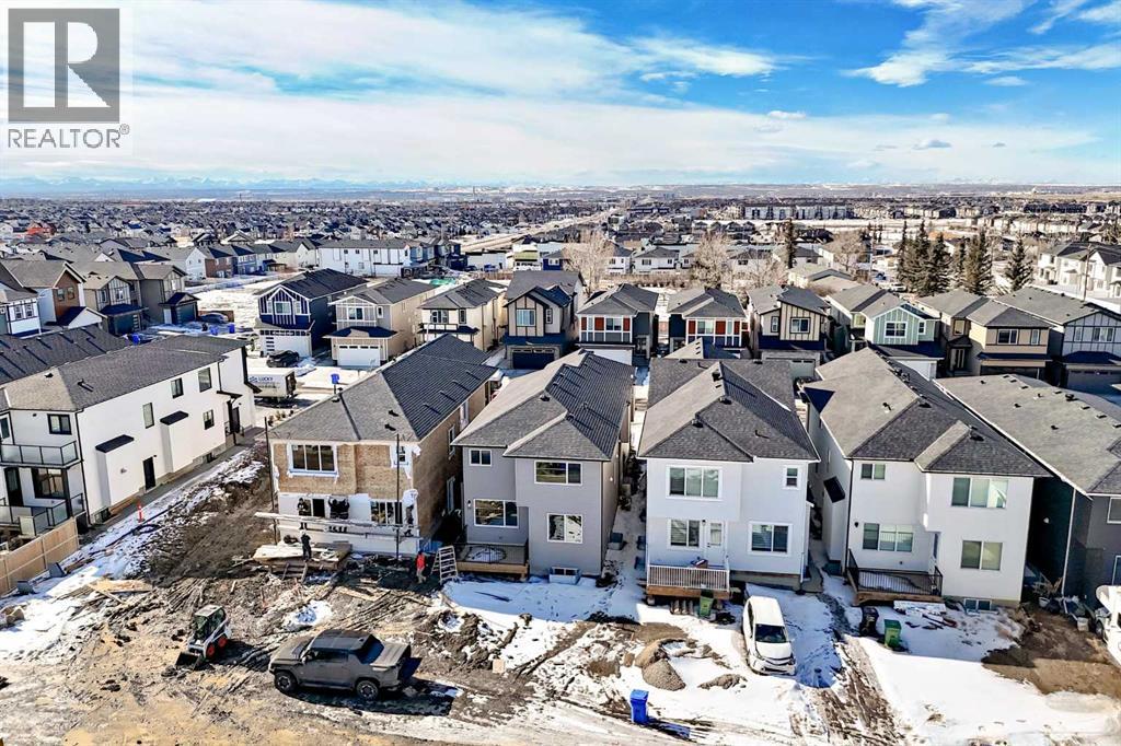 28 Saddlecrest Manor NE