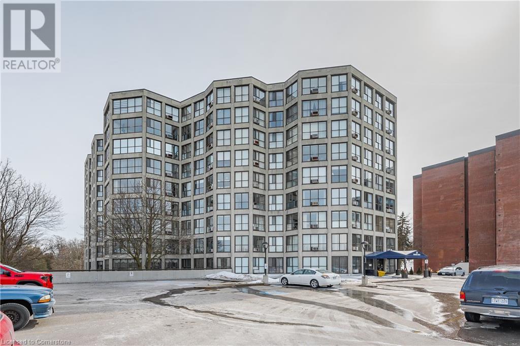 24 MARILYN Drive Unit# 806