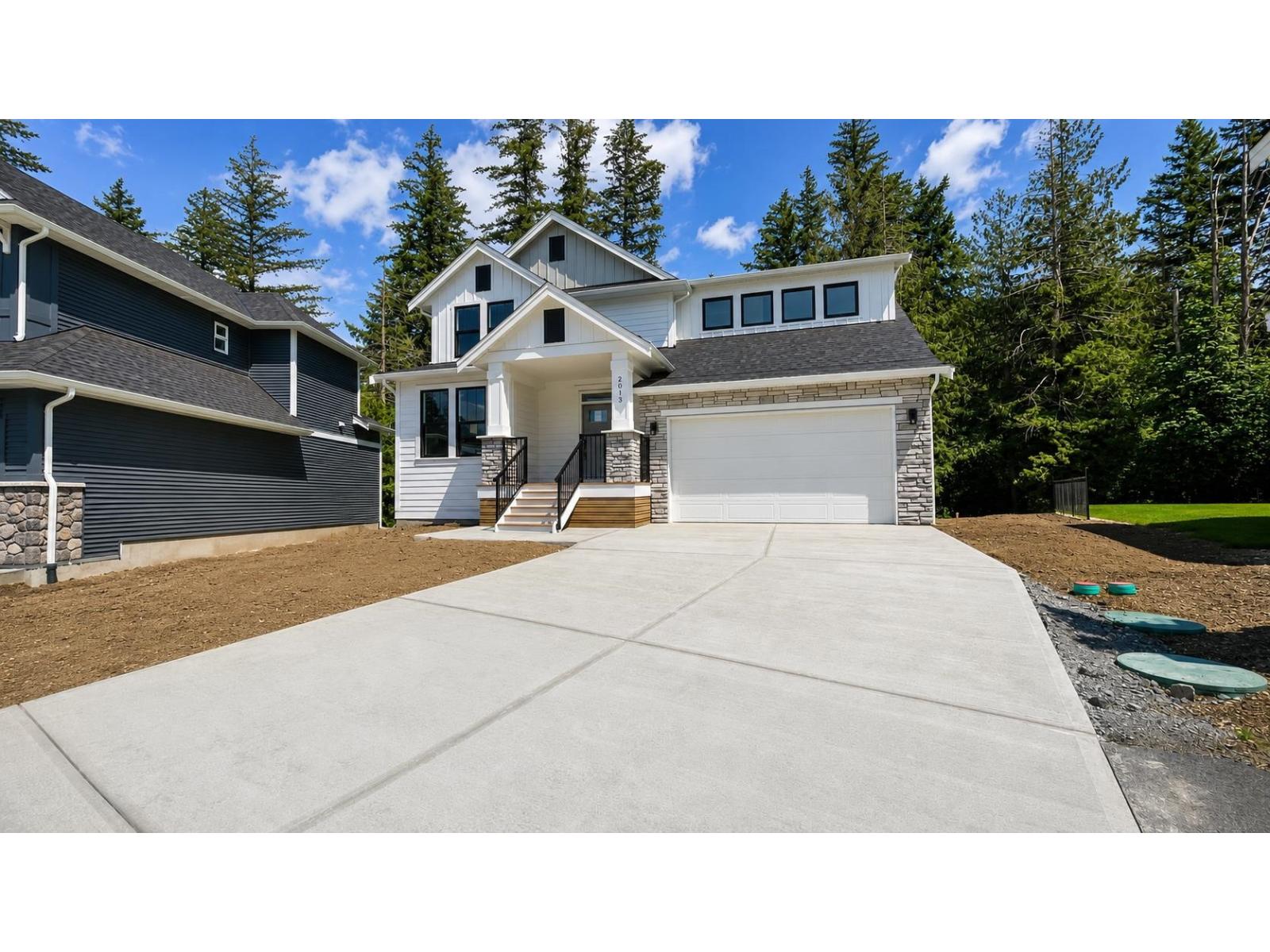 2013 SPARROW HAWK PLACE|Mt Woodside