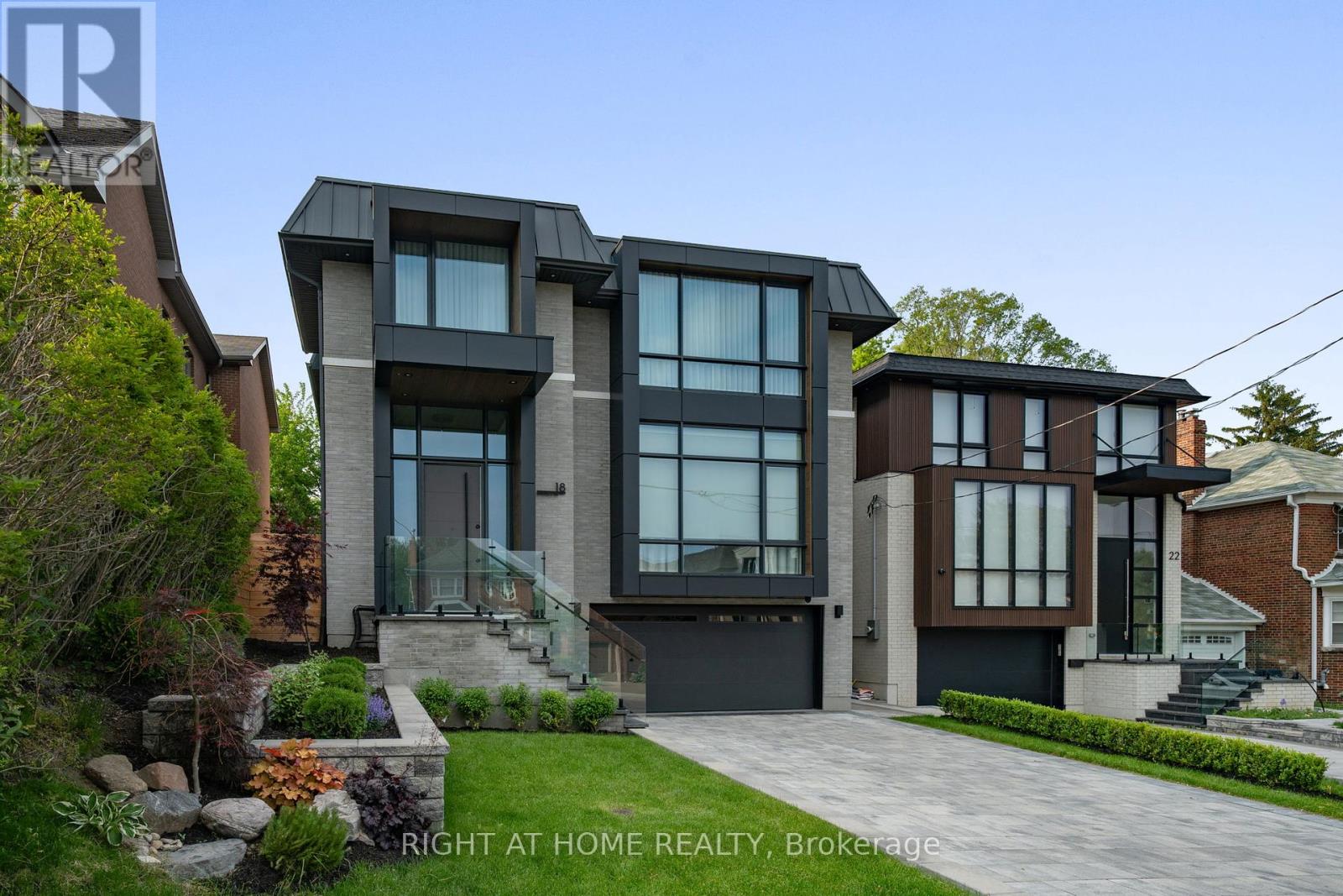 18 DIVADALE DRIVE