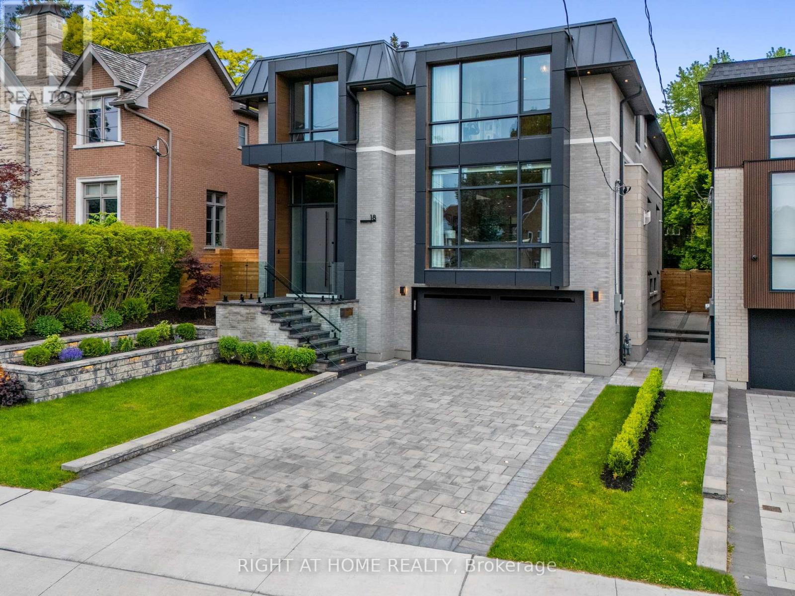 18 DIVADALE DRIVE