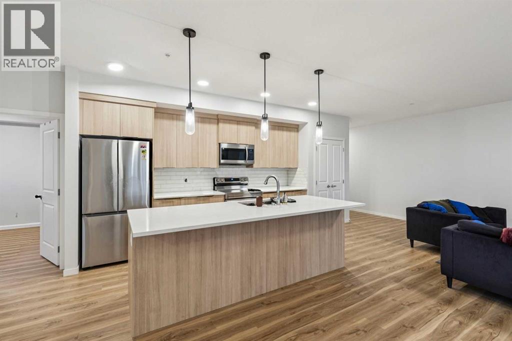 3116, 33 Carringham Gate NW