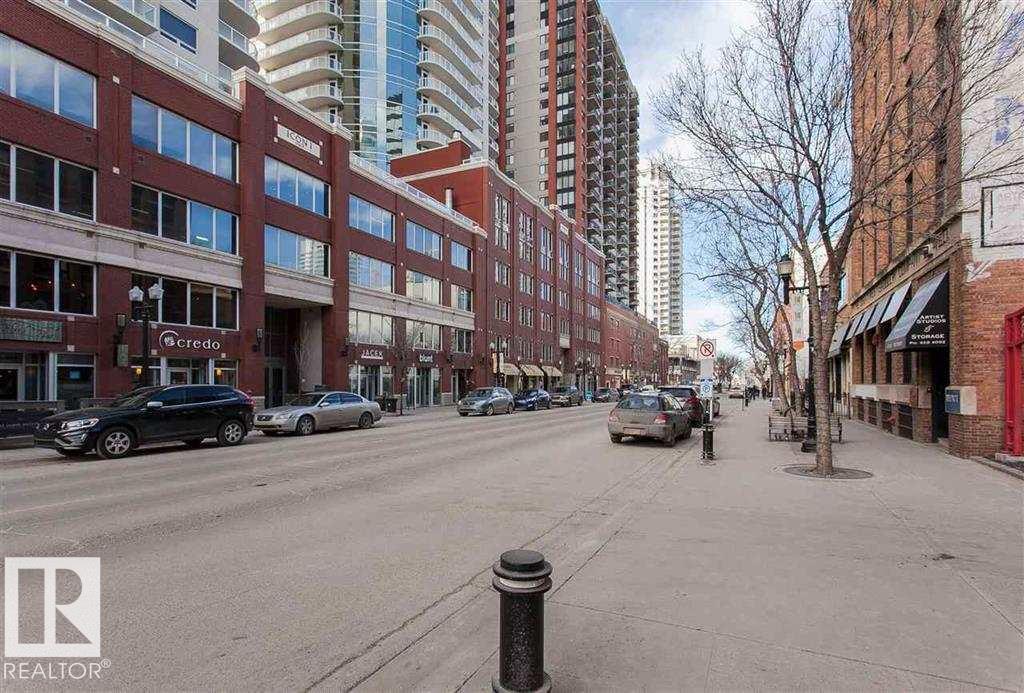 #1704 10180 104 ST NW