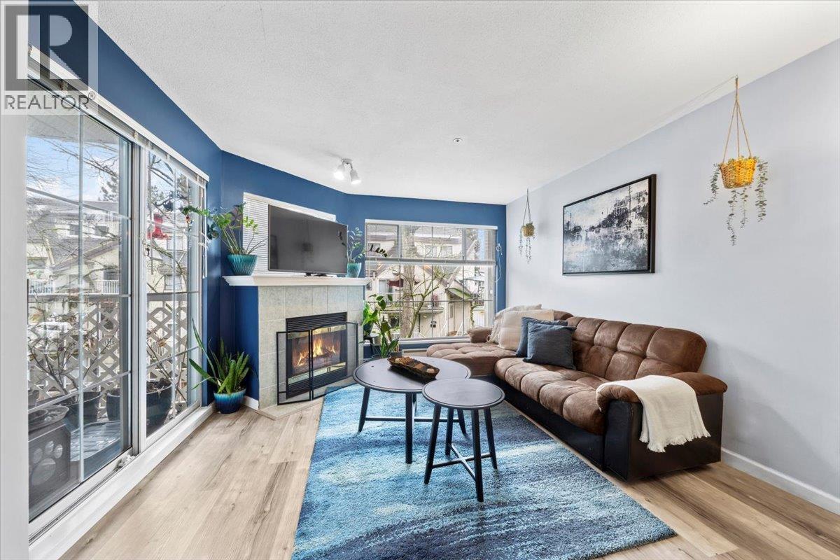 215 2678 DIXON STREET