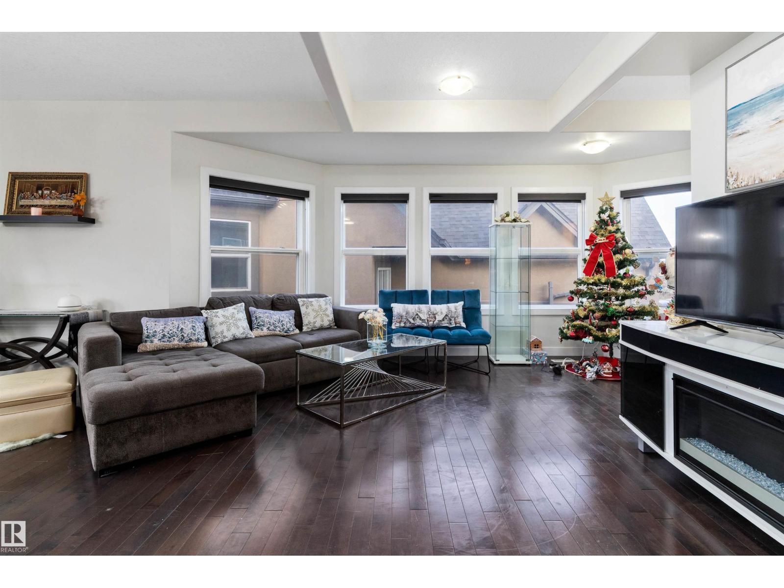 #36 1720 GARNETT PT NW