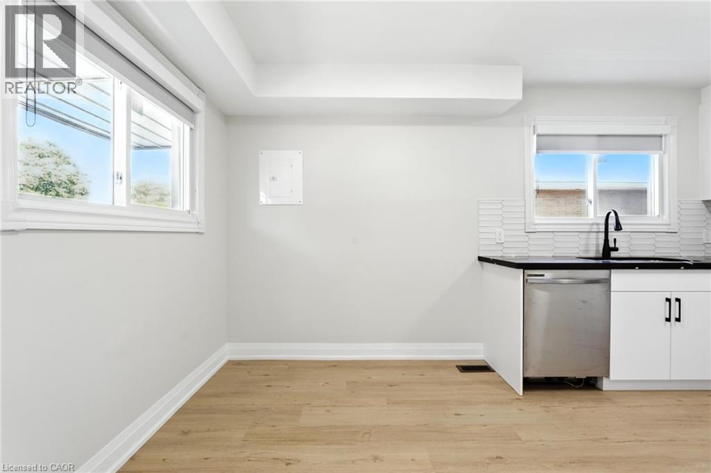 929 UPPER OTTAWA Street