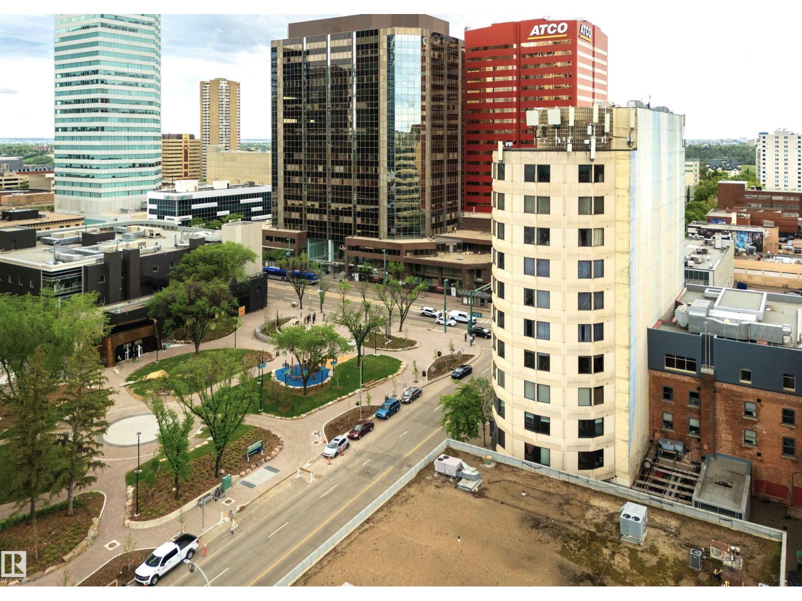 #503 10106 105 ST NW