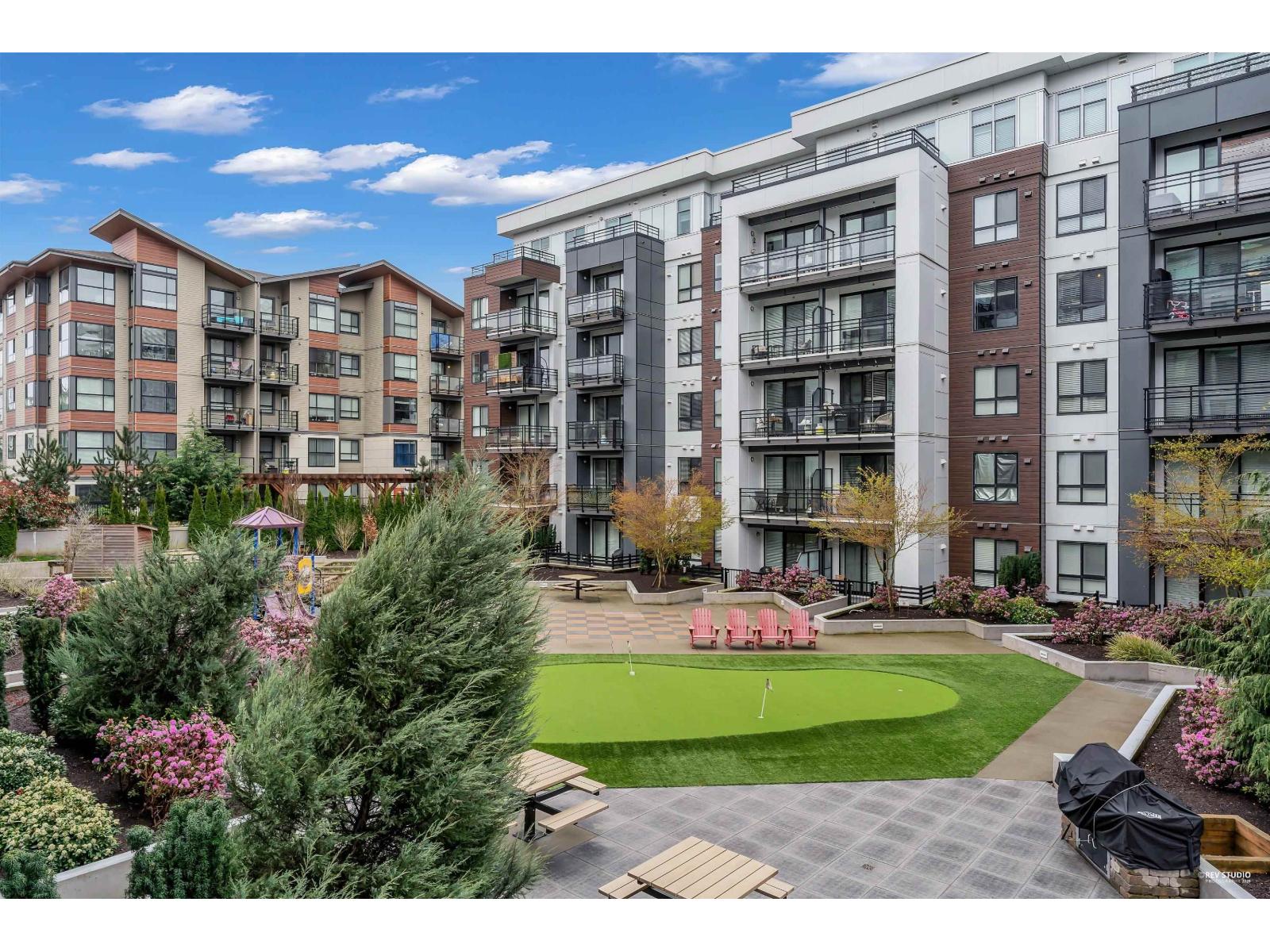 B211 20838 78B AVENUE