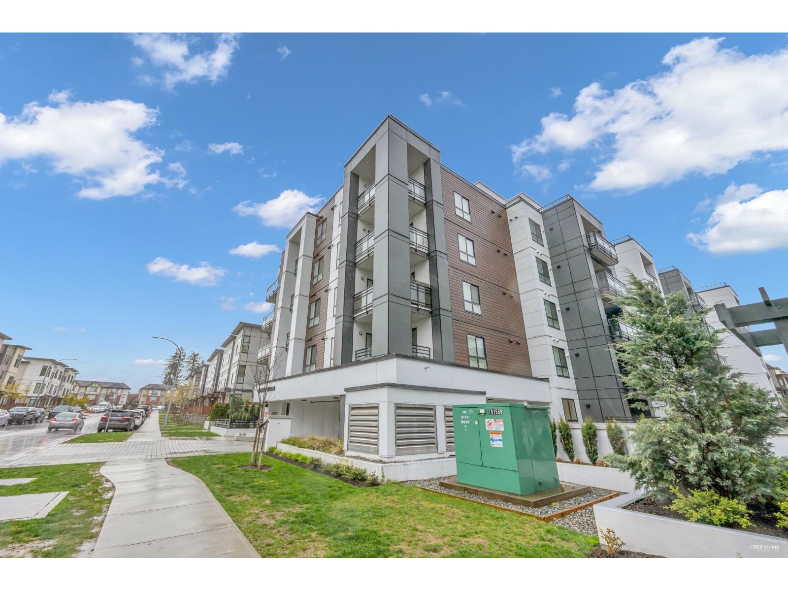 B211 20838 78B AVENUE