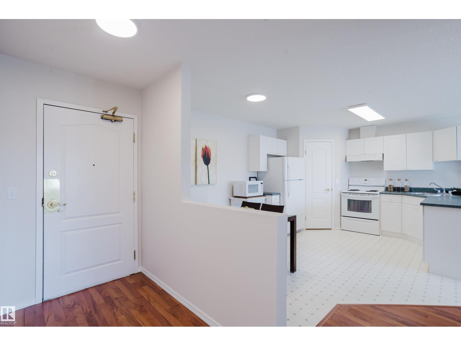 #435 13441 127 ST NW