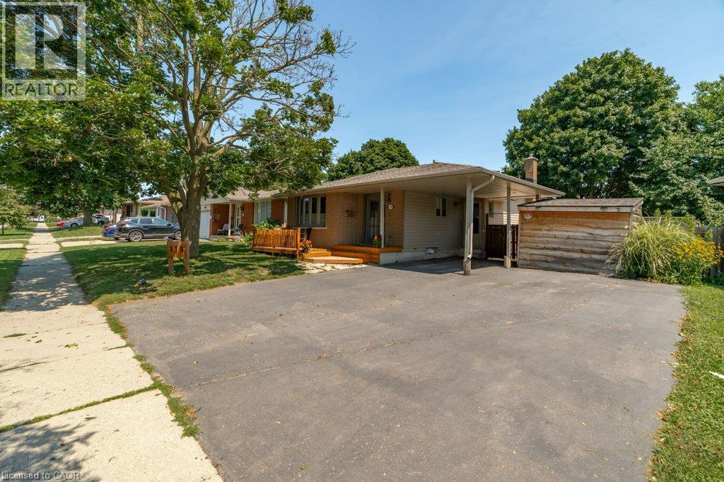 119 MILLWOOD Crescent