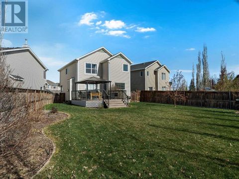 227 Cougar Plateau Way SW Calgary AB T3H5S3