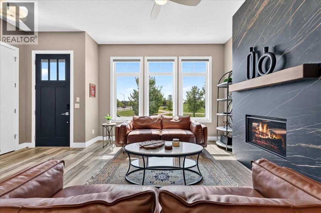 24 Mahogany Gardens SE
