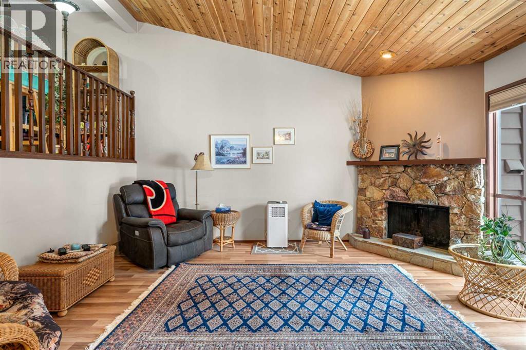 12 Canterbury Gardens SW