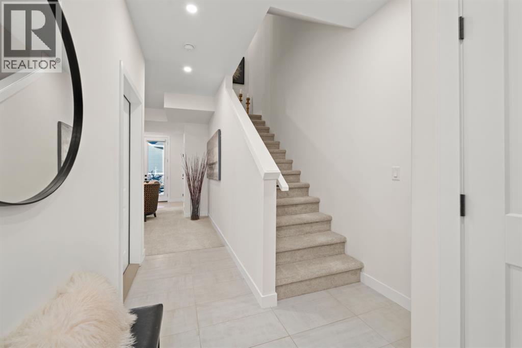 104 Crestridge Common SW