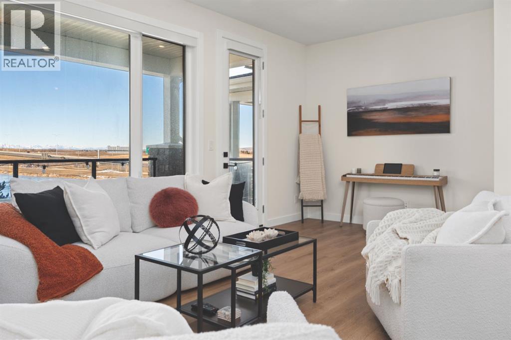 104 Crestridge Common SW