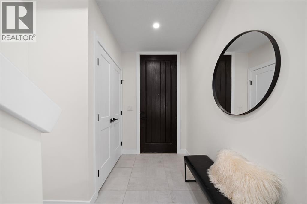 104 Crestridge Common SW