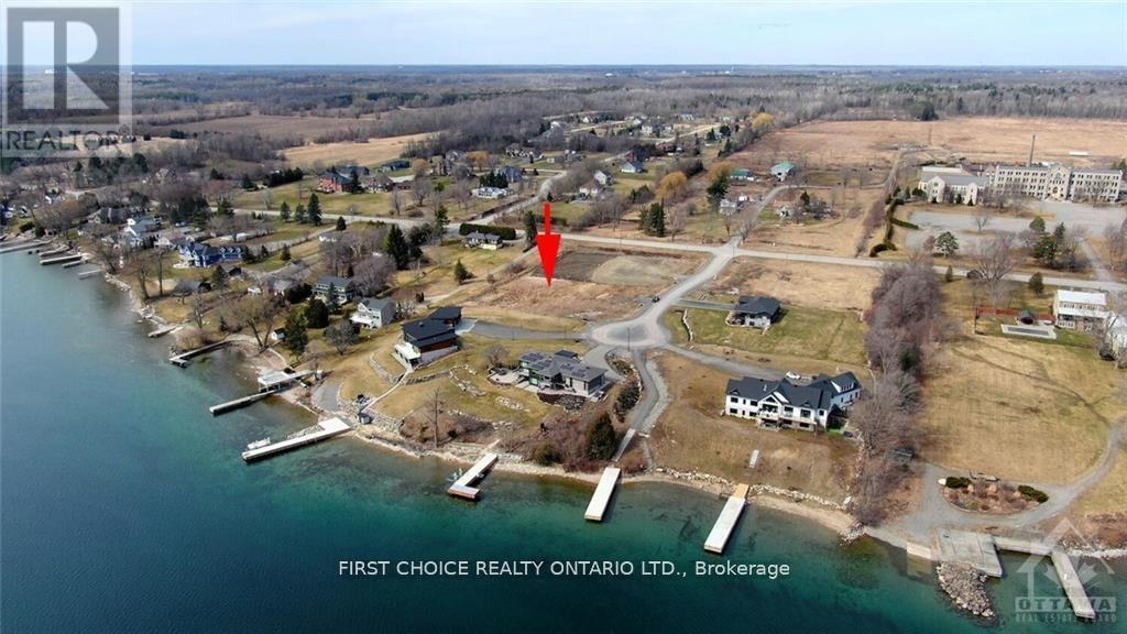 4 SHORESIDE WAY S