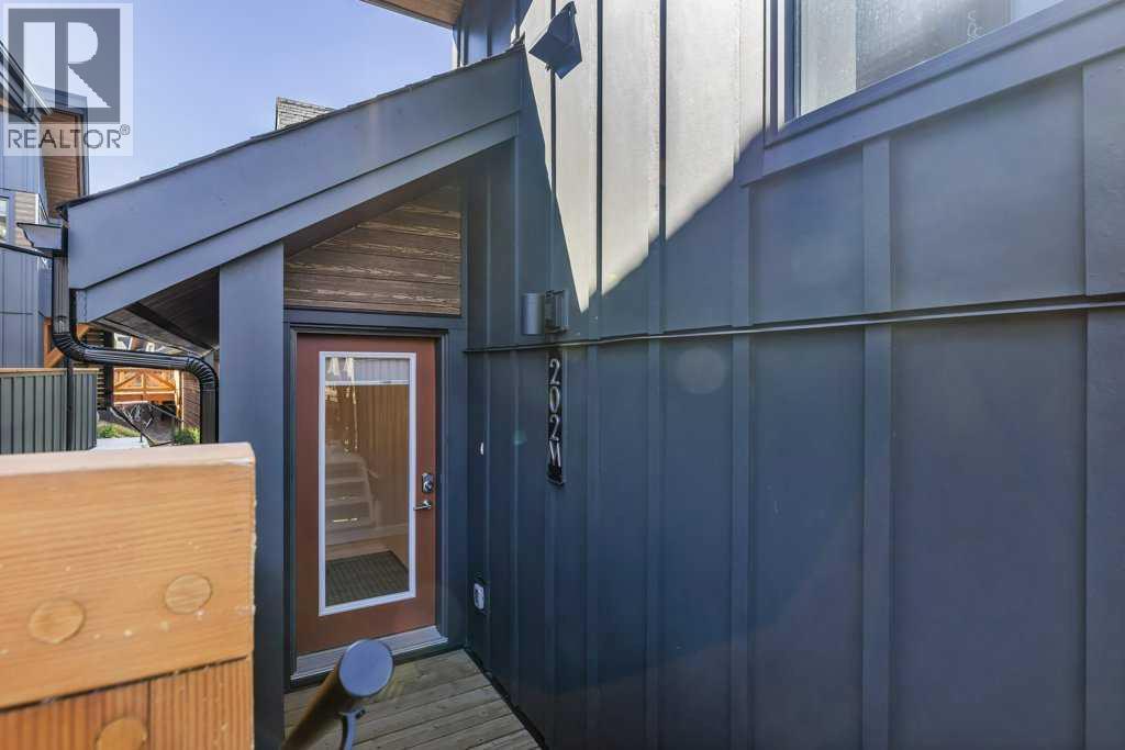 202M, 209 Stewart Creek Rise