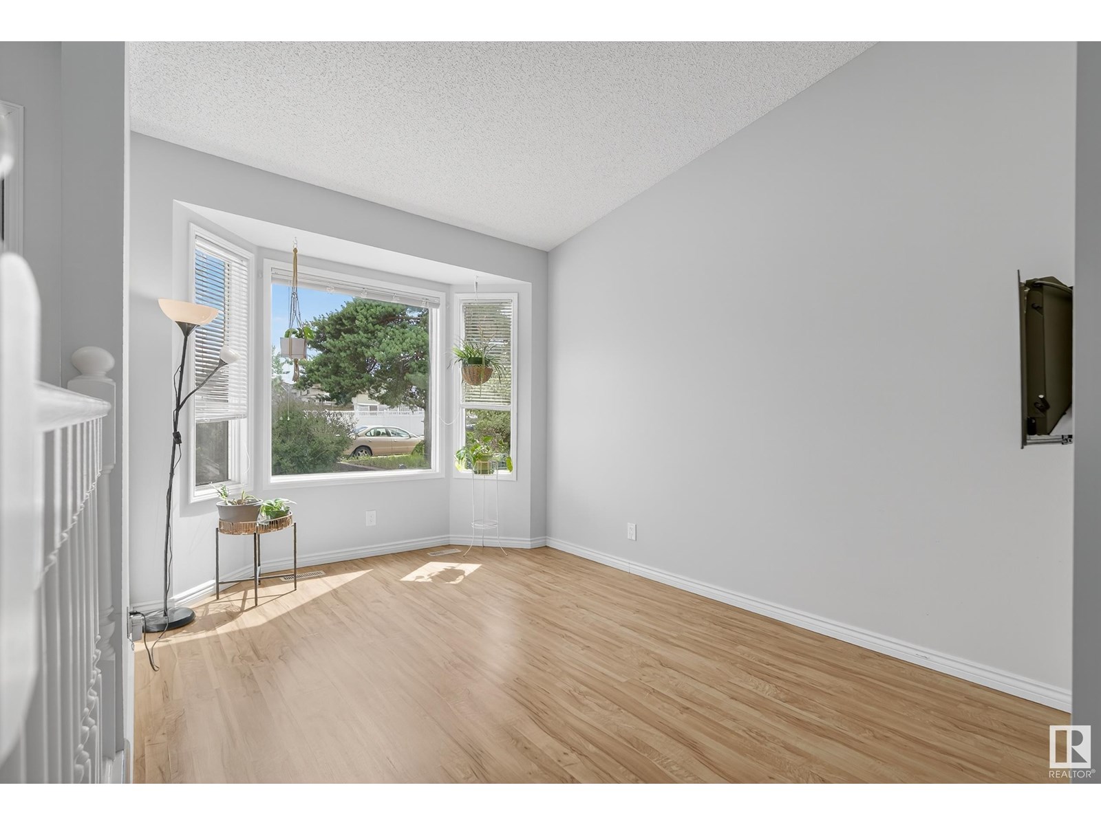 6216 152C AV NW
