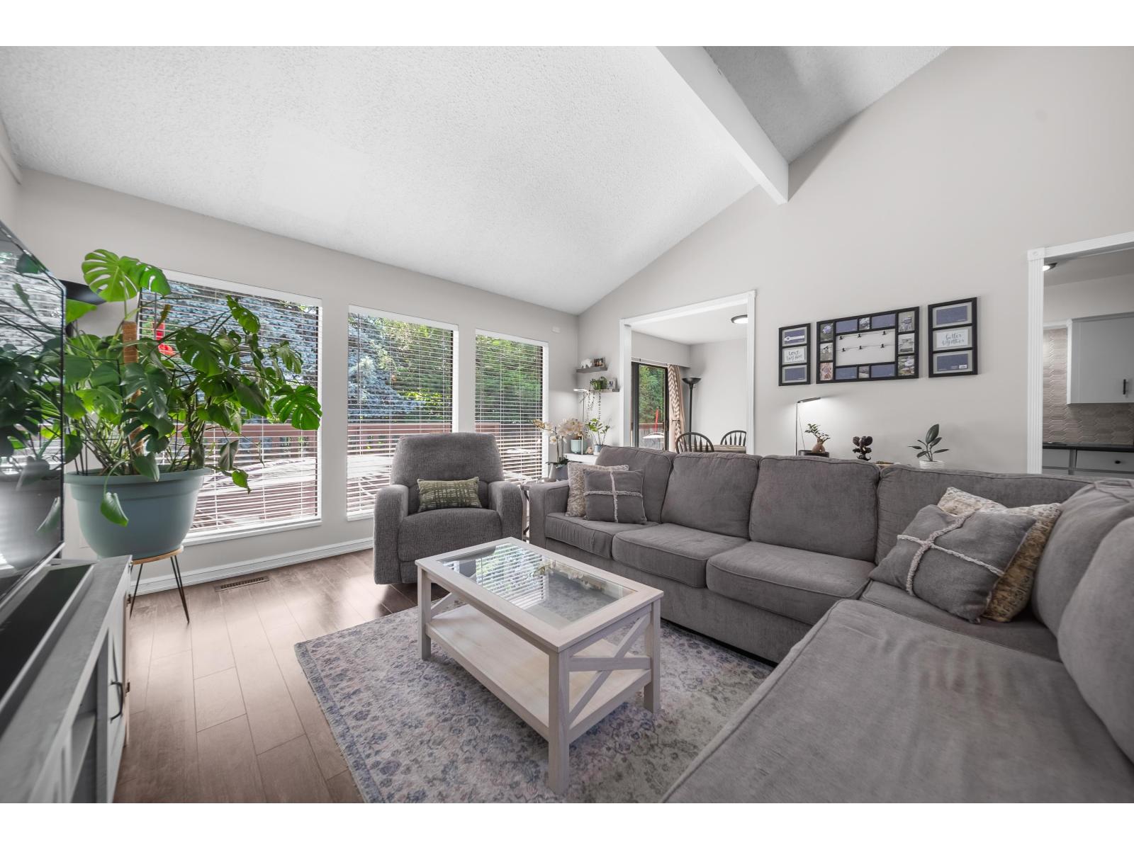 21 5840 VEDDER ROAD|Vedder Crossing