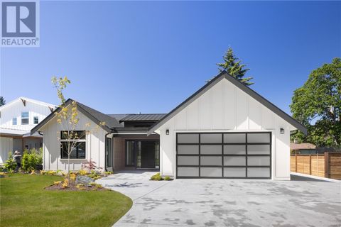 10210 Tsaykum Rd North Saanich BC V8L5T6
