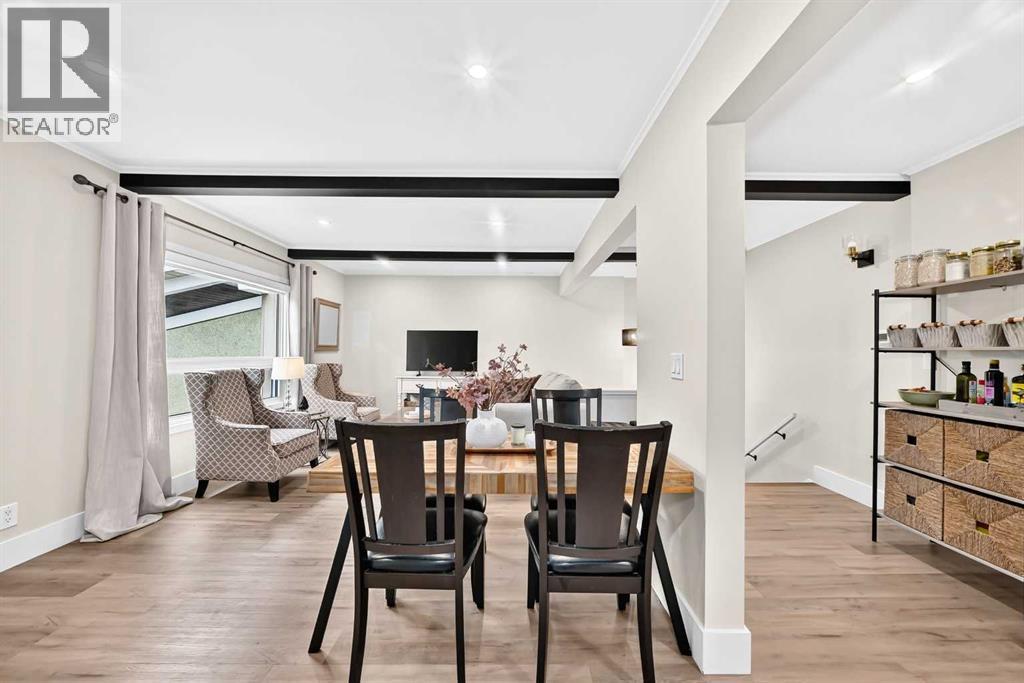 1702, 11010 Bonaventure Drive SE