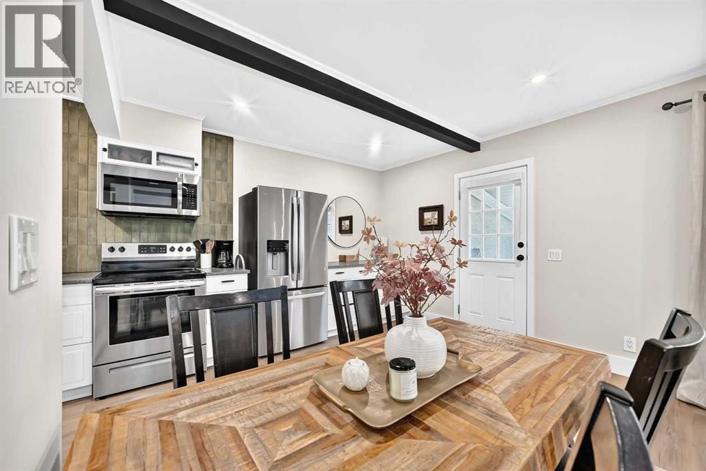 1702, 11010 Bonaventure Drive SE
